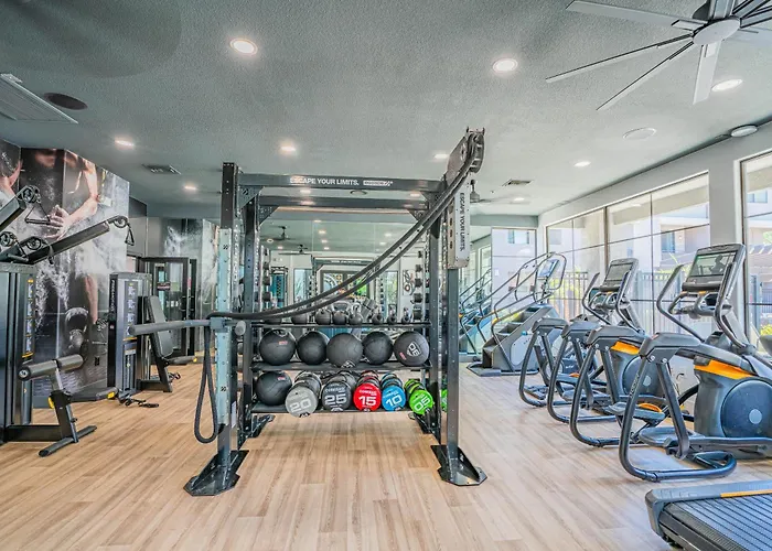 Fancy 1bd Walk To Westgate Pool Gym Wd Glendale