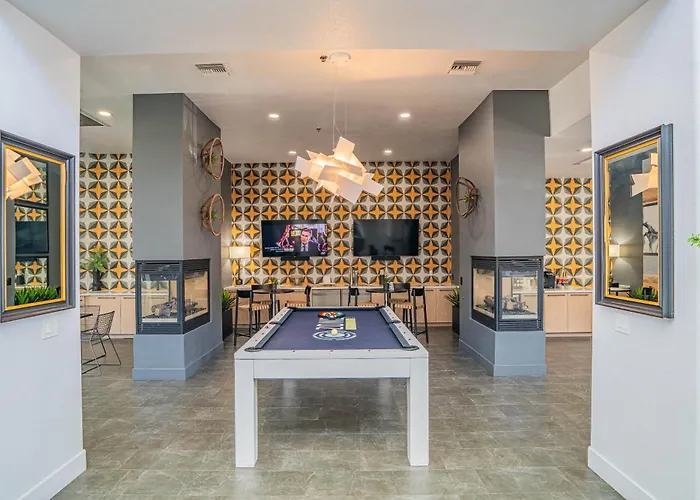 Apartment Fancy 1bd Walk To Westgate Pool Gym Wd