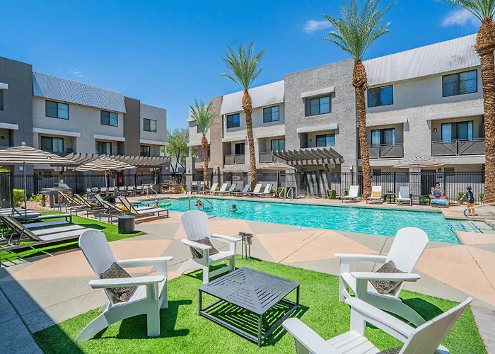 Apartment Fancy 1bd Walk To Westgate Pool Gym Wd